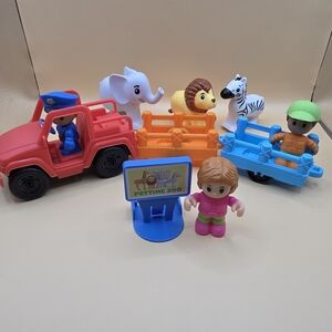 Kid Connection Animal Zoo Play Set